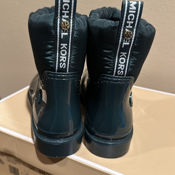 Michael Kors Blakely Logo Tape PVC/Nylon Rain Boot “Racing Green” LIKE NEW! SZ 9 - Picture 4 of 15